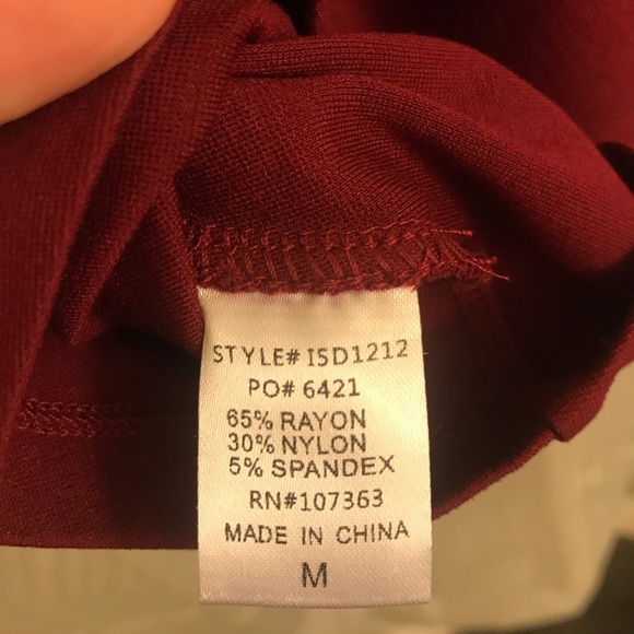 Solemio Maroon Flowy Mini Dress - Picture 4 of 4